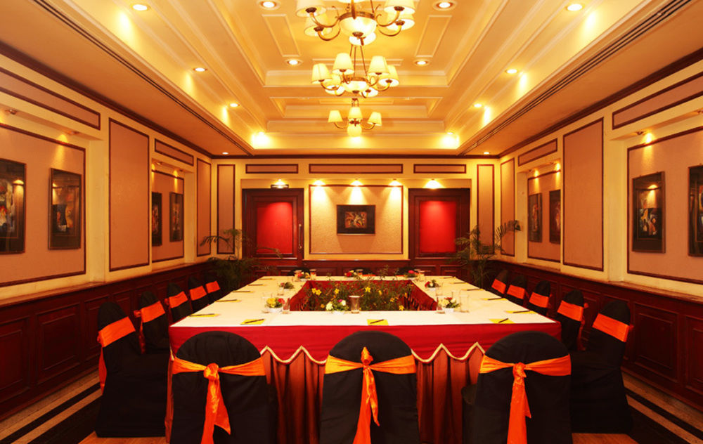 The Crown, Bhubaneswar - Ihcl Seleqtions Hotel Ngoại thất bức ảnh